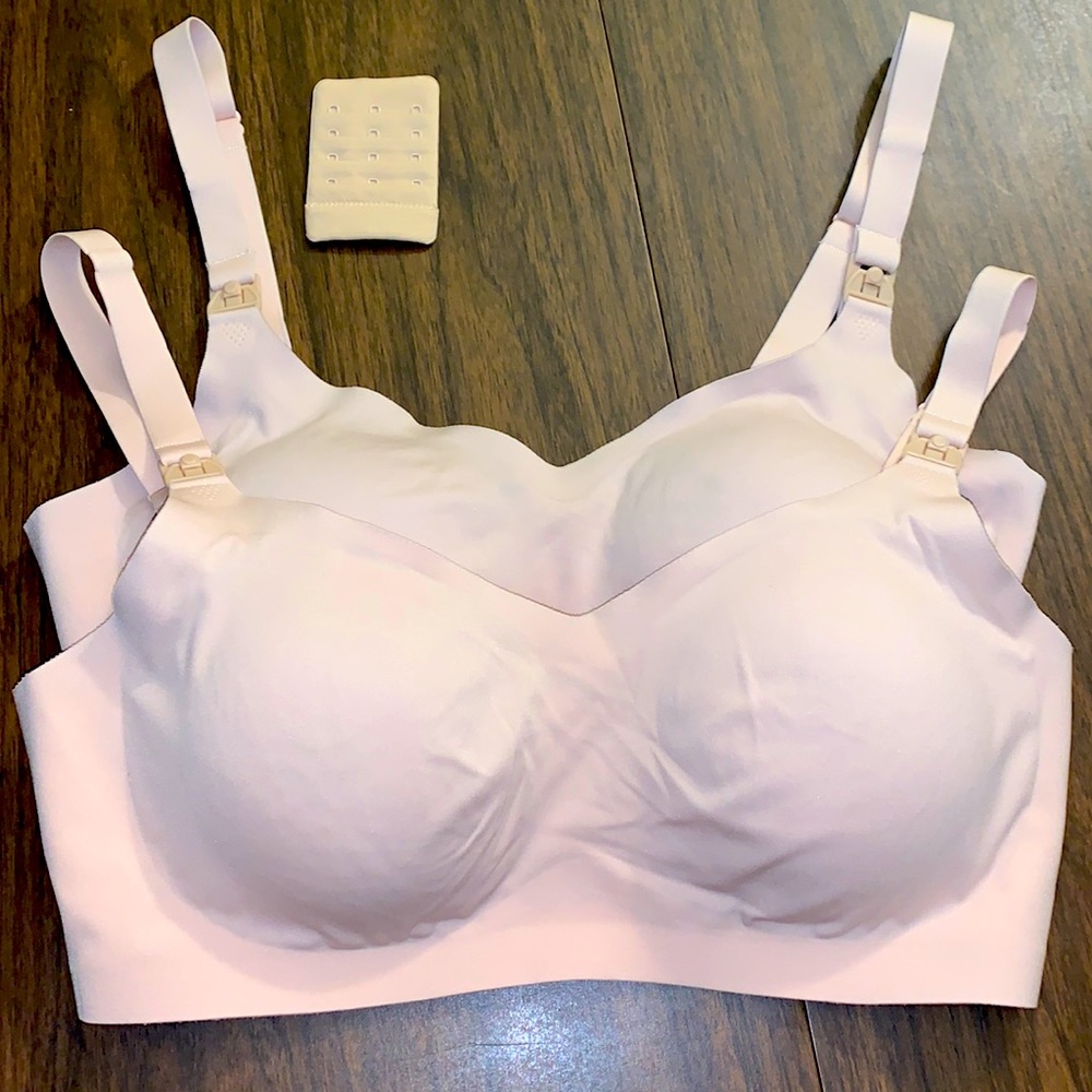 Kindred Bravely Ultra Comfort Smooth Nursing Bra Medium Busty set of 2